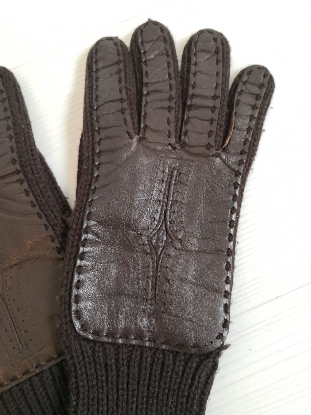 Guanti & manicotti: 🤩STRICK-HANDSCHUHE MIT LEDER BRAUN – Usato da Olten venduto da Naja-Twins-Twins 4