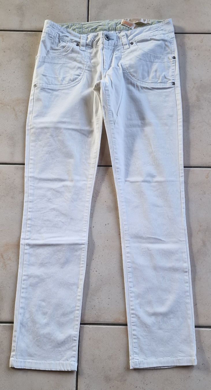 Jeans: Jeans weiss Freesol 32 – Usato da Falera venduto da Fudax