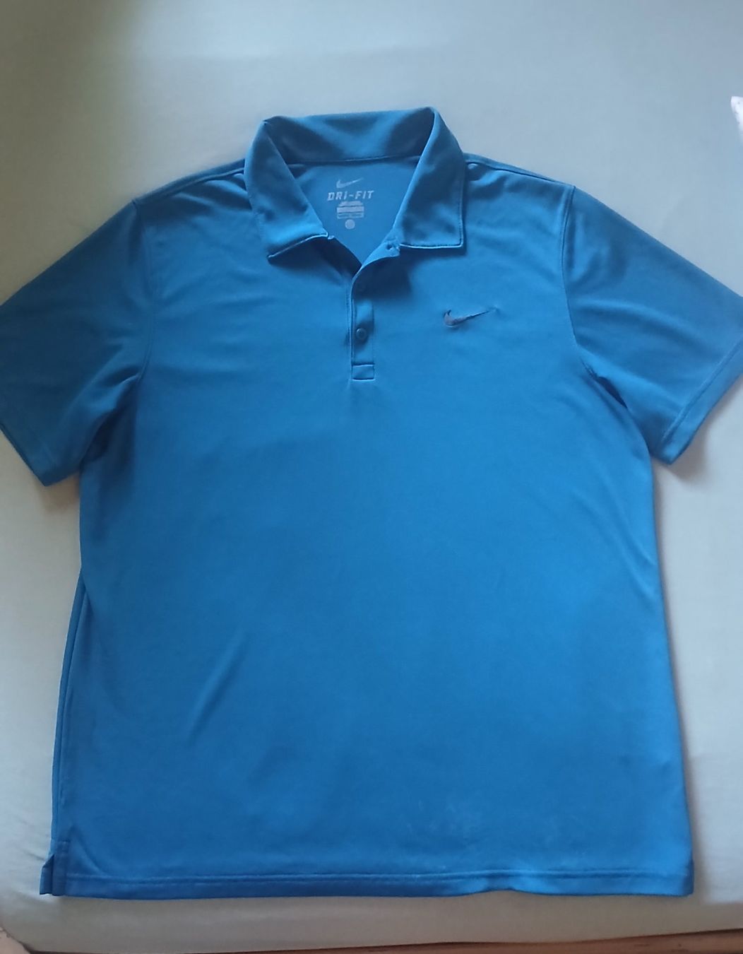 Nike T-shirt: NIKE HERREN SHIRT GRÖSSE L – Nuovo (secondo la descrizione) da Villa Luganese venduto da luxlady 6