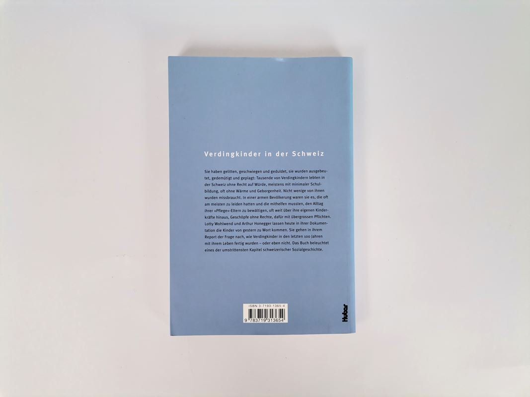 Libri: HUBER Buch Gestohlene Seelen – Usato da Schaffhausen venduto da Restwert_SH 1