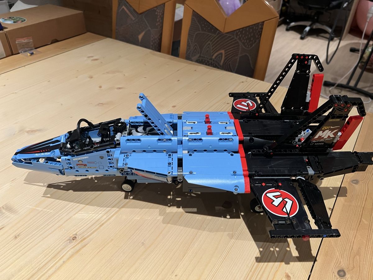 Lego Kit di costruzioni: Lego Technic air race jet 42066 – Usato da airolo venduto da unimo78 2
