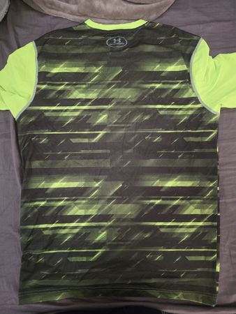 T-shirt sport Under Armour HeatGear, taille M, vert fluo