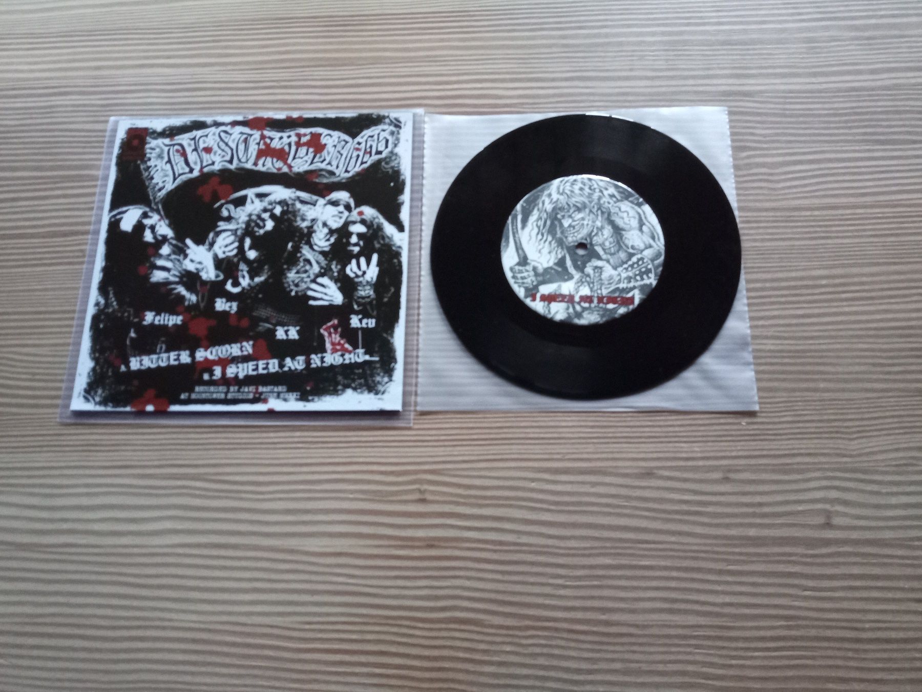 Vinyles: Deströyer 666-Bitter Scorn 7'' Black Vinyl Single 2023 – Neuf (Voir description) à Brienz BE par INTERNALFIRE 1