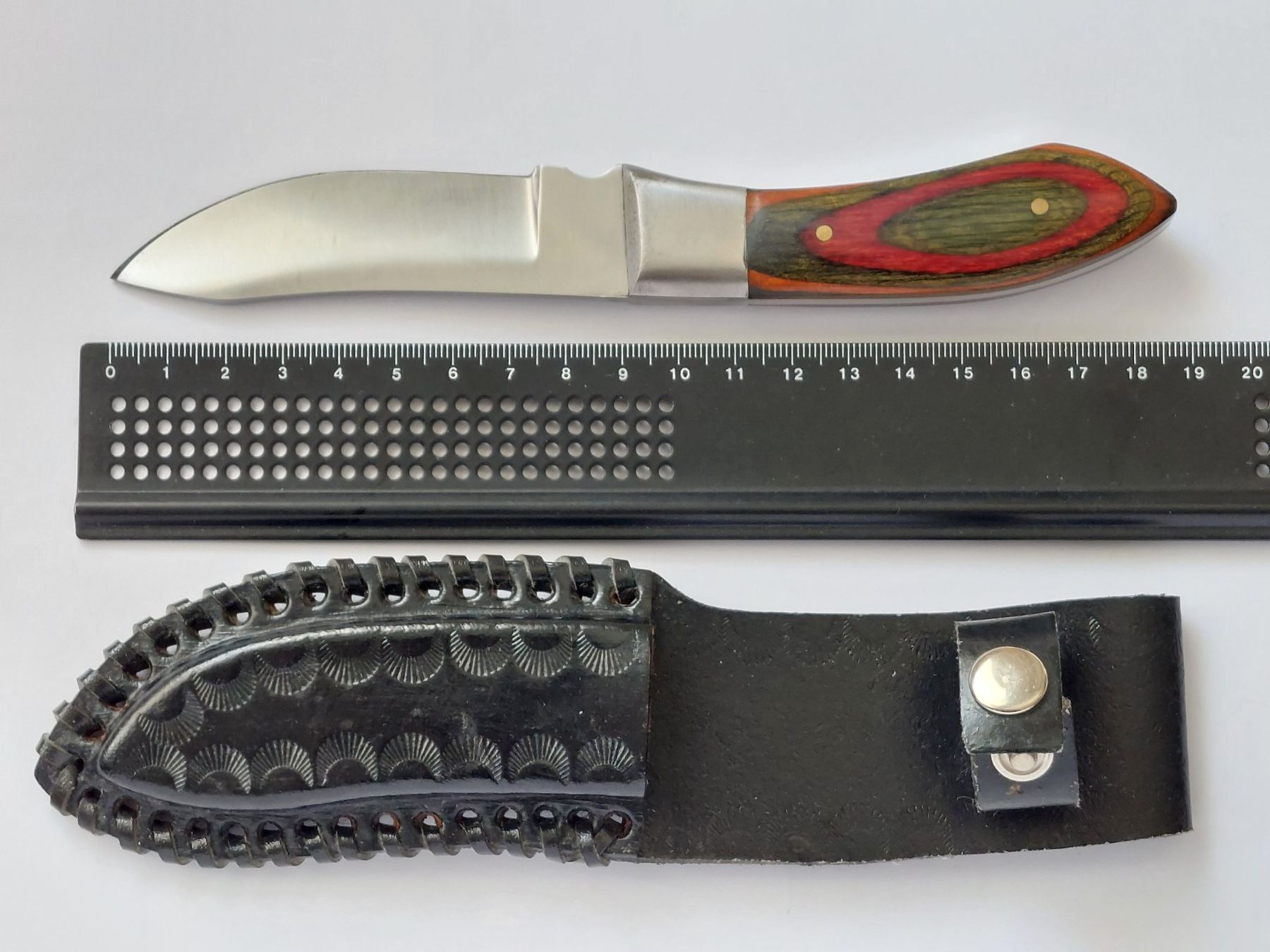 Accessori: Skinner-Messer mit Schichtholz-Griff – Usato da Liebefeld venduto da Helveticus6 5