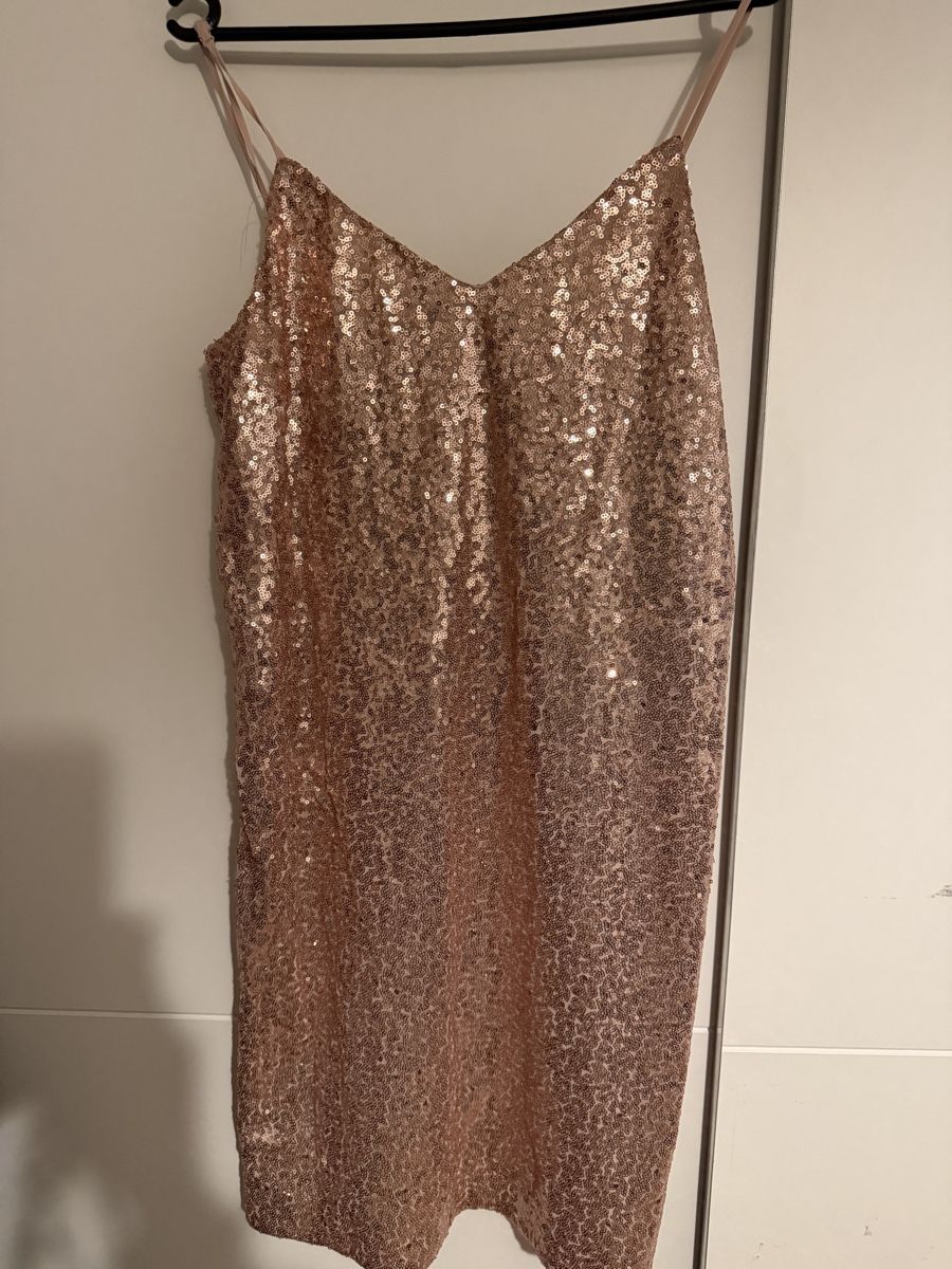 Robes: Robe  – D'occasion à Savièse par pompeonetta67