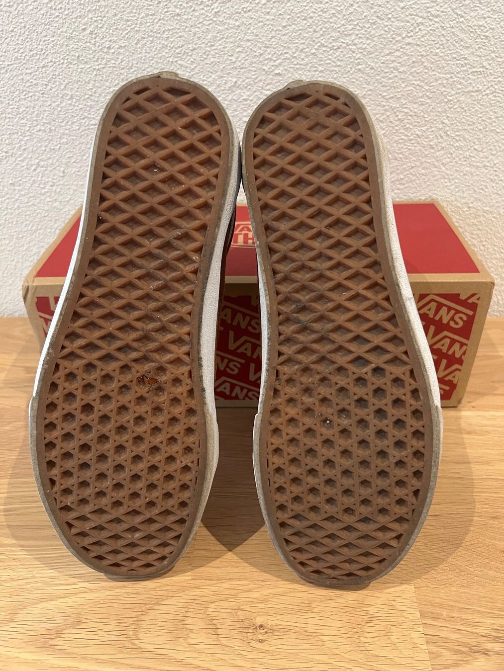 Vans Herrenschuhe: Vans Old Skool Pig Suede Brown – Gebraucht aus Zürich von asc_5w7z 4