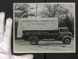 Fotografie Lastwagen Morris mit Hamshaw 