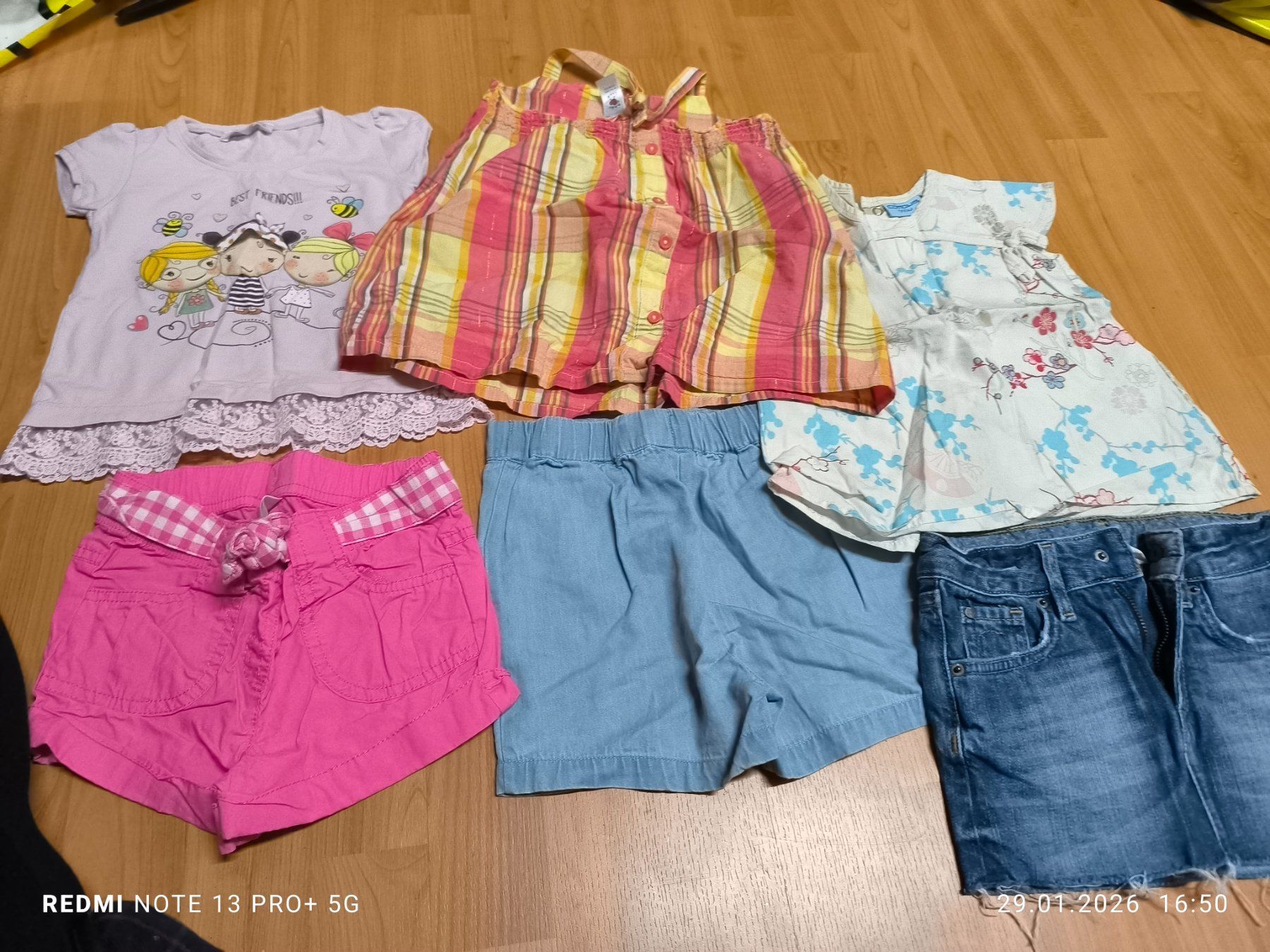 Lotti & Set di vestiti: Kinder Kleiderpaket, Mädchen, Grösse 86/92 – Usato da Jona venduto da mi2020 3
