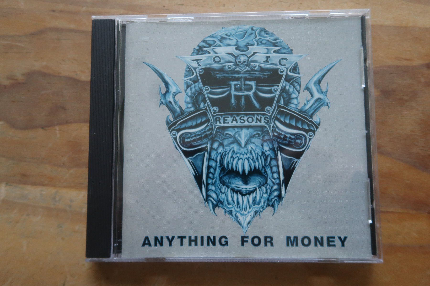 CD: TOXIC REASONS - ANYTHING FOR MONEY - CD – Usato da Basel venduto da Patiscat