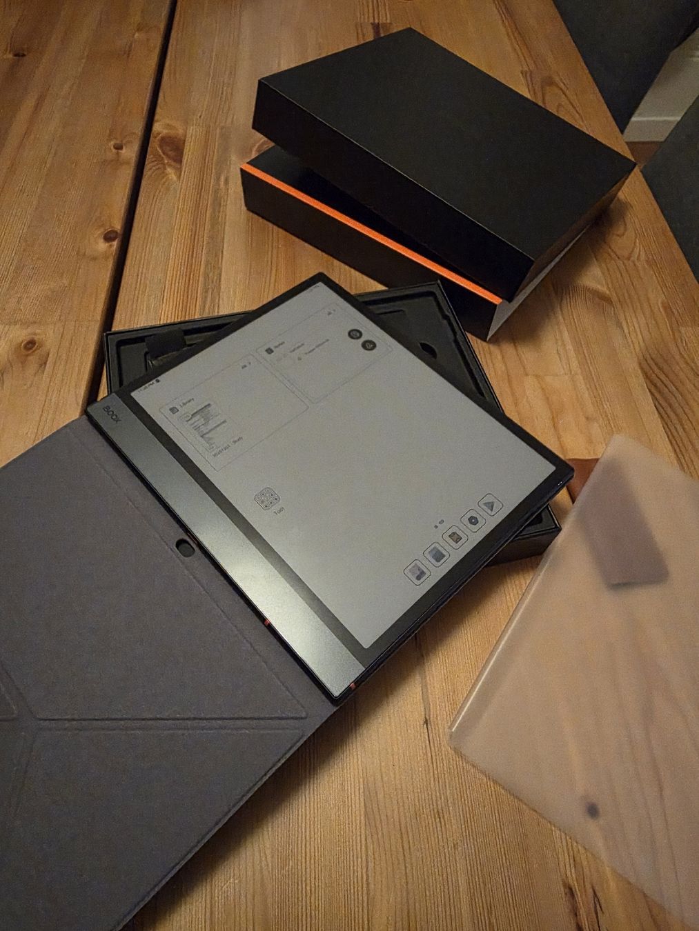 Boox Tablet PC: Onyx Boox Note Air 5C – Neu (gemäss Beschreibung) aus Luzern von HappyF33t