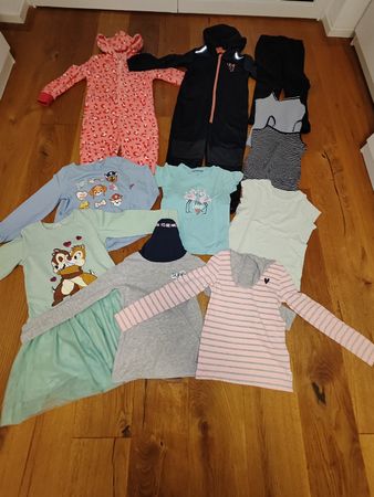 Kleiderpaket Gr.122/128