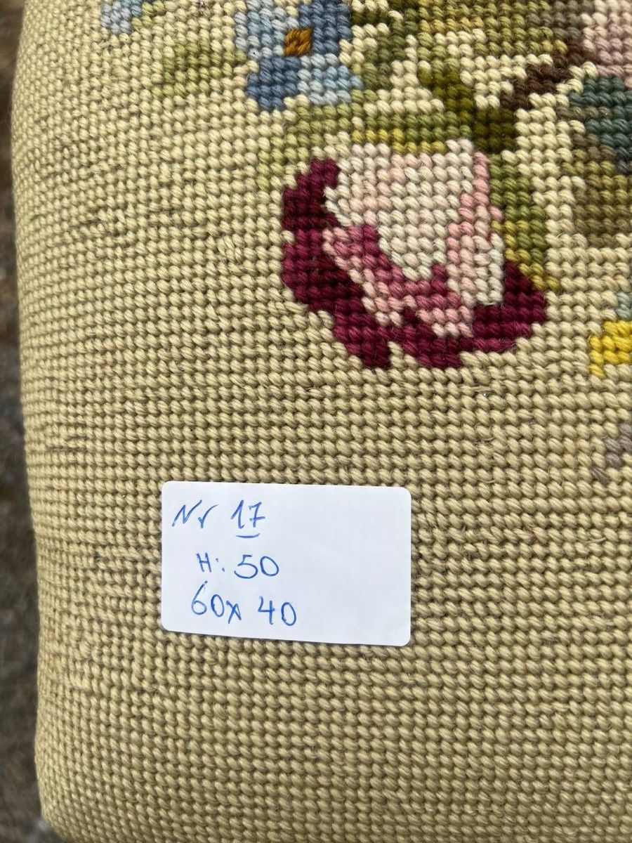 Hocker:  Antiker Hocker (17) – Gebraucht aus Glattfelden von maa_qcj8 4