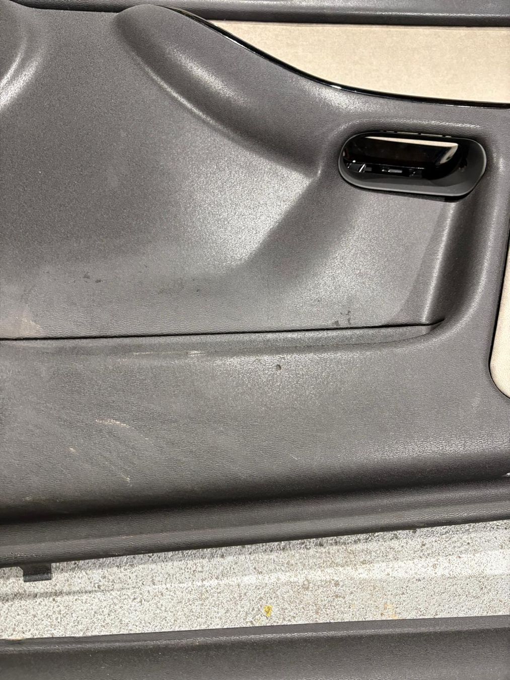 Audi Tutti pezzi di ricambio auto: Audi A3/S3 8L Türpappen – Usato da Madiswil venduto da Ivan1706 4
