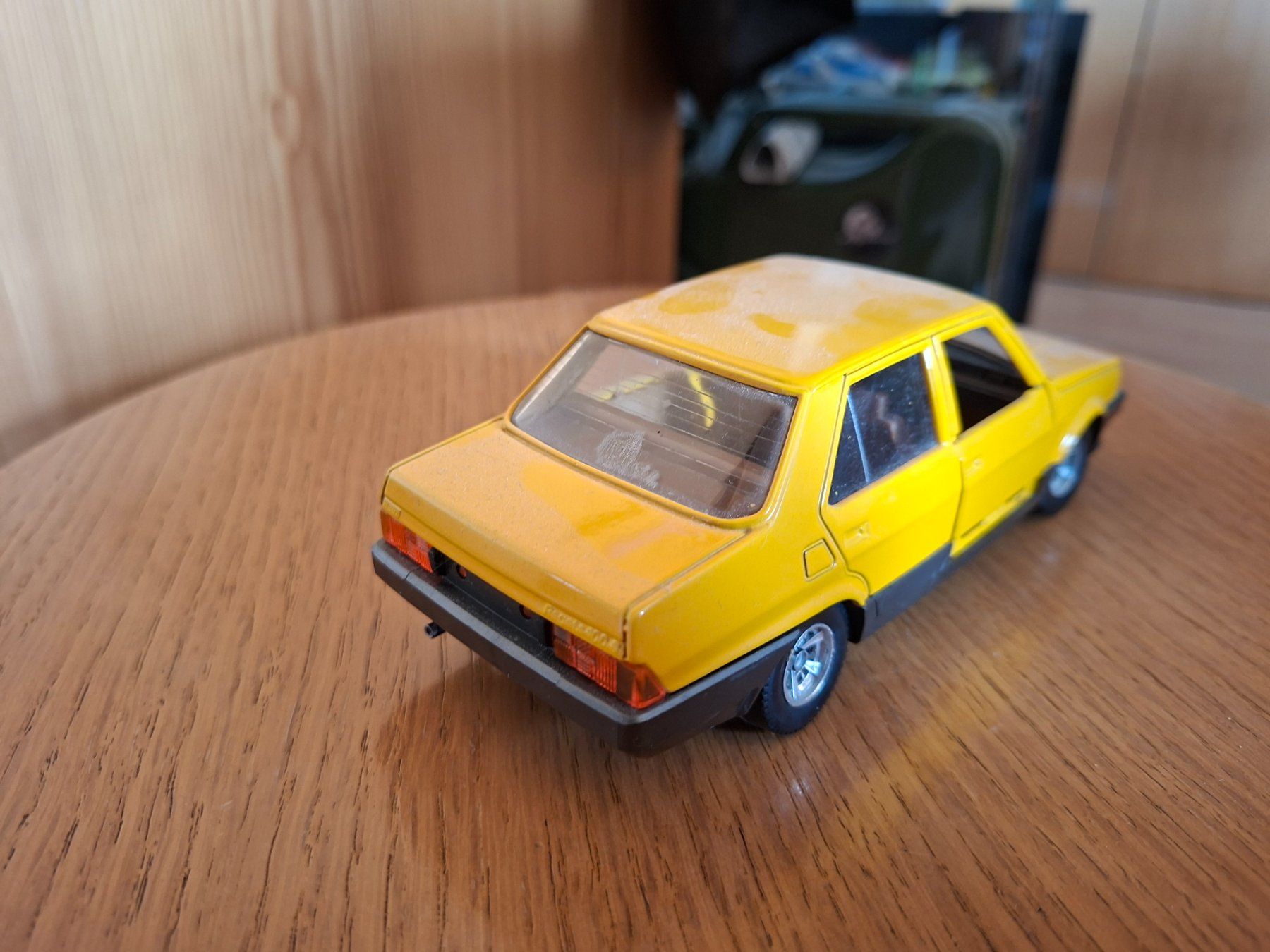 Bburago Modellautos: Fiat Regata – Gebraucht aus Huttwil von Niku184 1