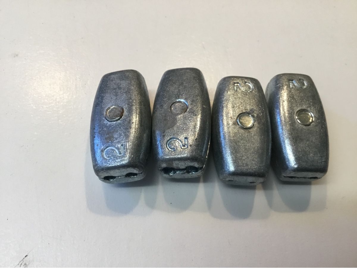 Ferramenta: 4 Drahtseilklemmen à 2 mm – Usato da Kreuzlingen venduto da Schuggerman 1
