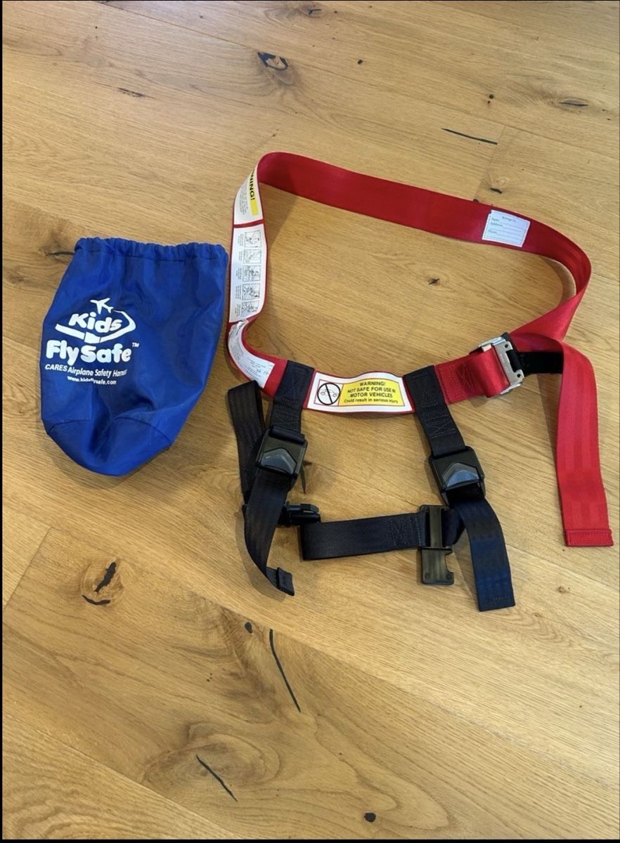 Autres pour enfant & bébé: Kids Fly Safe – D'occasion à Oberlunkhofen par doktor1313