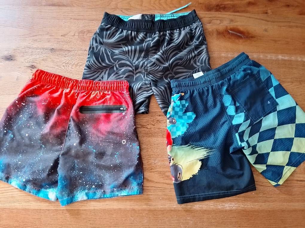 Badehosen: 3-er pack Badehosen – Gebraucht aus Zürich von Schneemaah 1
