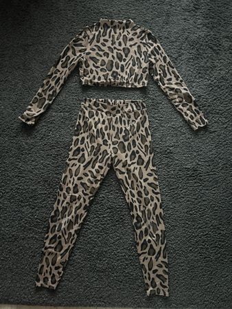 Neuwertiges zweiteiliges Leopard-Outfit, Loungewear,Grösse M