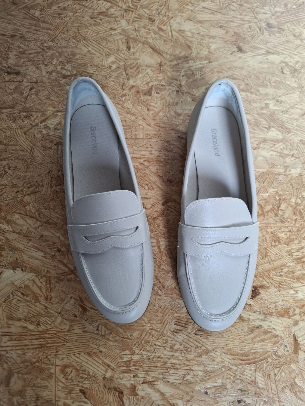 Graceland Scarpe da donna: Elegante Graceland Loafers, hellbeige, Gr. 38 – Usato da Hasle b. Burgdorf venduto da lap-company 1