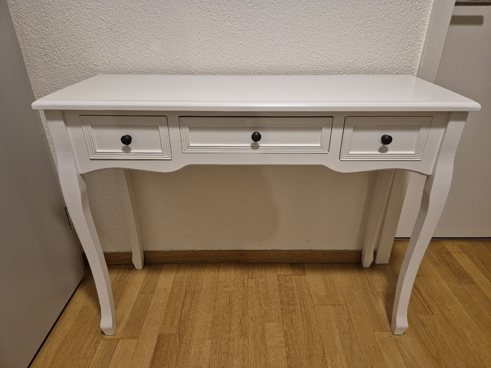 Cassettiere: Frisiertisch/Konsolentisch mit 3 Schubladen – Nuovo (secondo la descrizione) da Fraubrunnen venduto da randeem 1