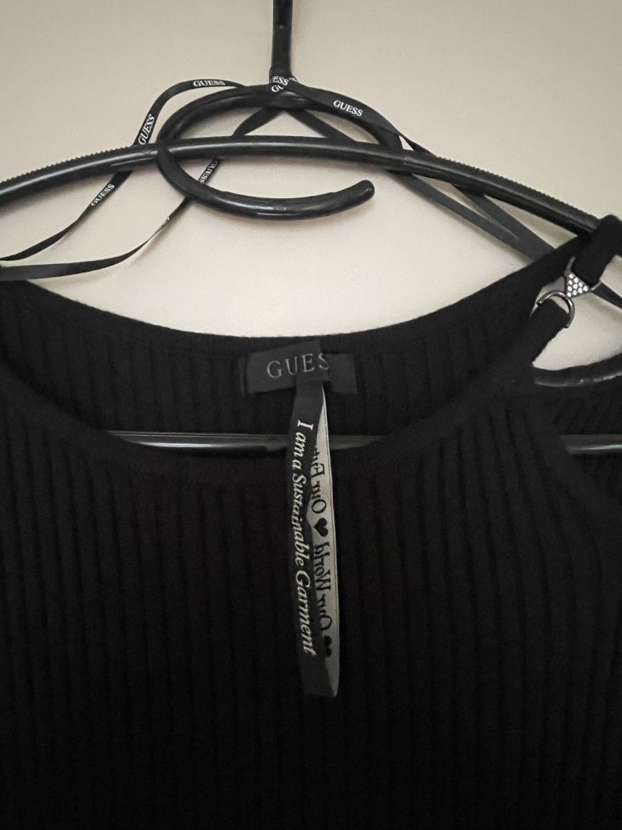 Guess Robes: Strickkleid Guess Gr.S – Neuf (Voir description) à Dübendorf par Janet5 1