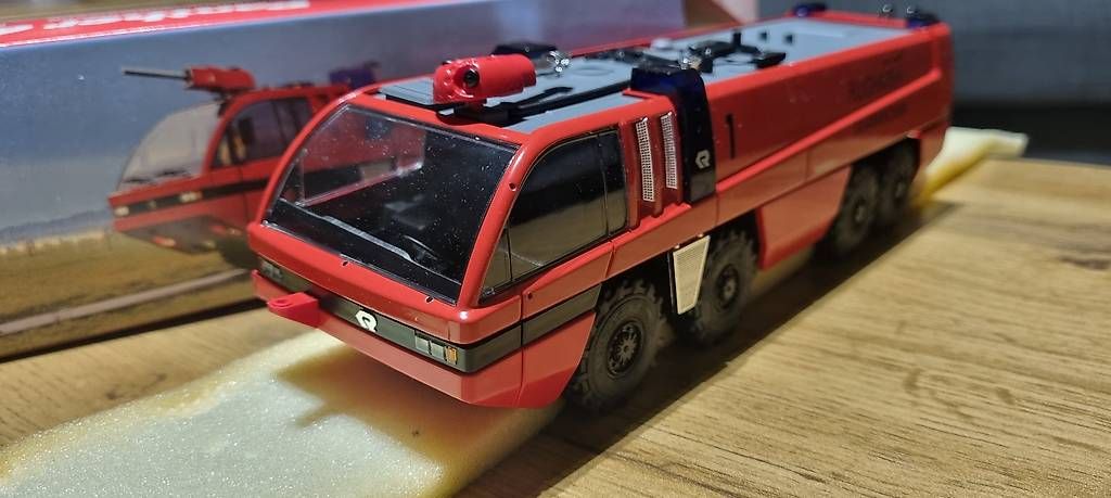 Modellini d'auto: Feuerwehr Panther Rosenbauer – Usato da Landquart venduto da Predi91 1
