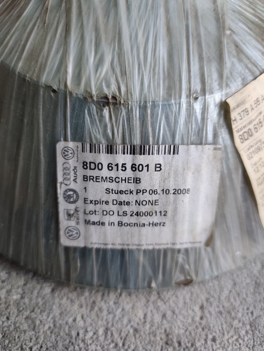 Audi Tutti pezzi di ricambio auto: 2x Audi A4 B5 Bremsscheiben  – Nuovo (secondo la descrizione) da Rebstein venduto da andi322 1