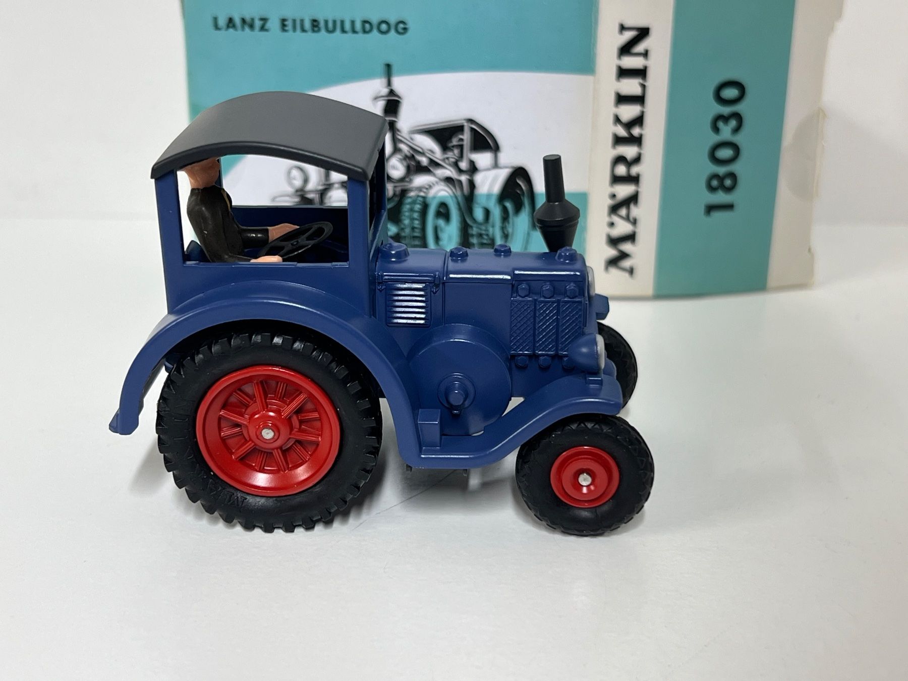 Märklin Modelleisenbahnen: Märklin 18030 LANZ EILBULLDOG – Neu (gemäss Beschreibung) aus Neuenhof von ludovicco 5