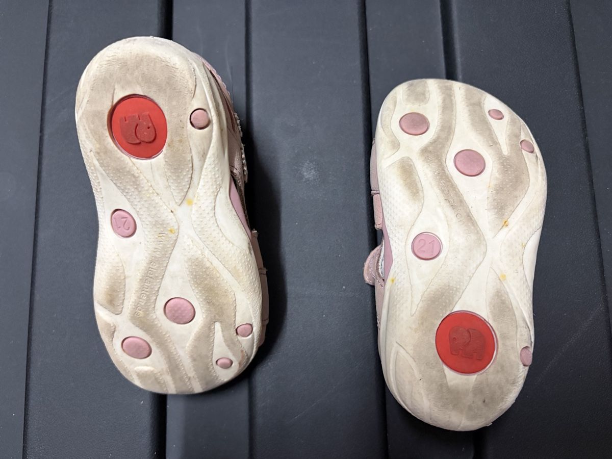 Elefanten Scarpe per ragazze: Mädchensandalen Grösse 21 – Usato da Granges-Paccot venduto da Fwaeber 1