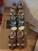 Sommer Sandalen Kinder 3 Paar, Grösse 24, guter Zustand45