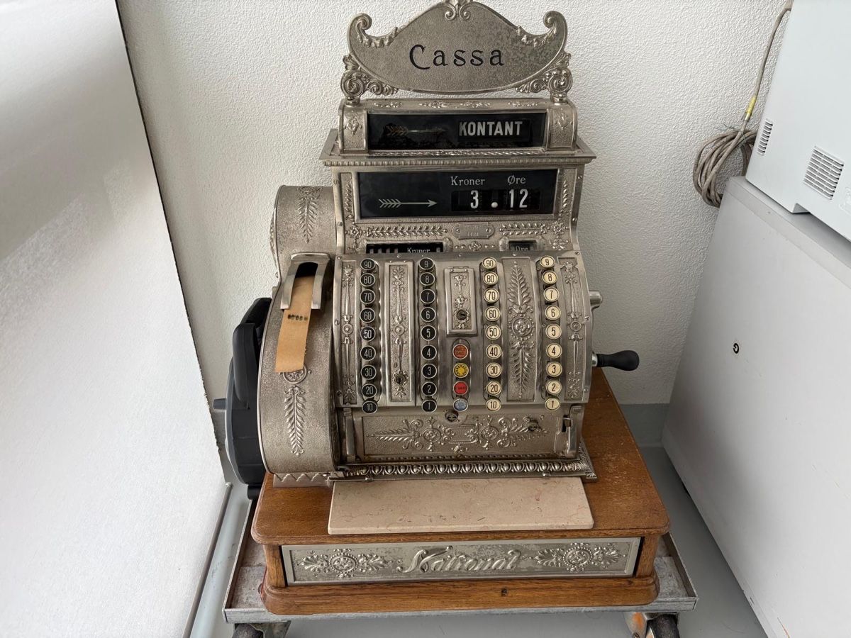 Registratore di cassa: Antike kasse – Usato da Zürich venduto da ale_9crh