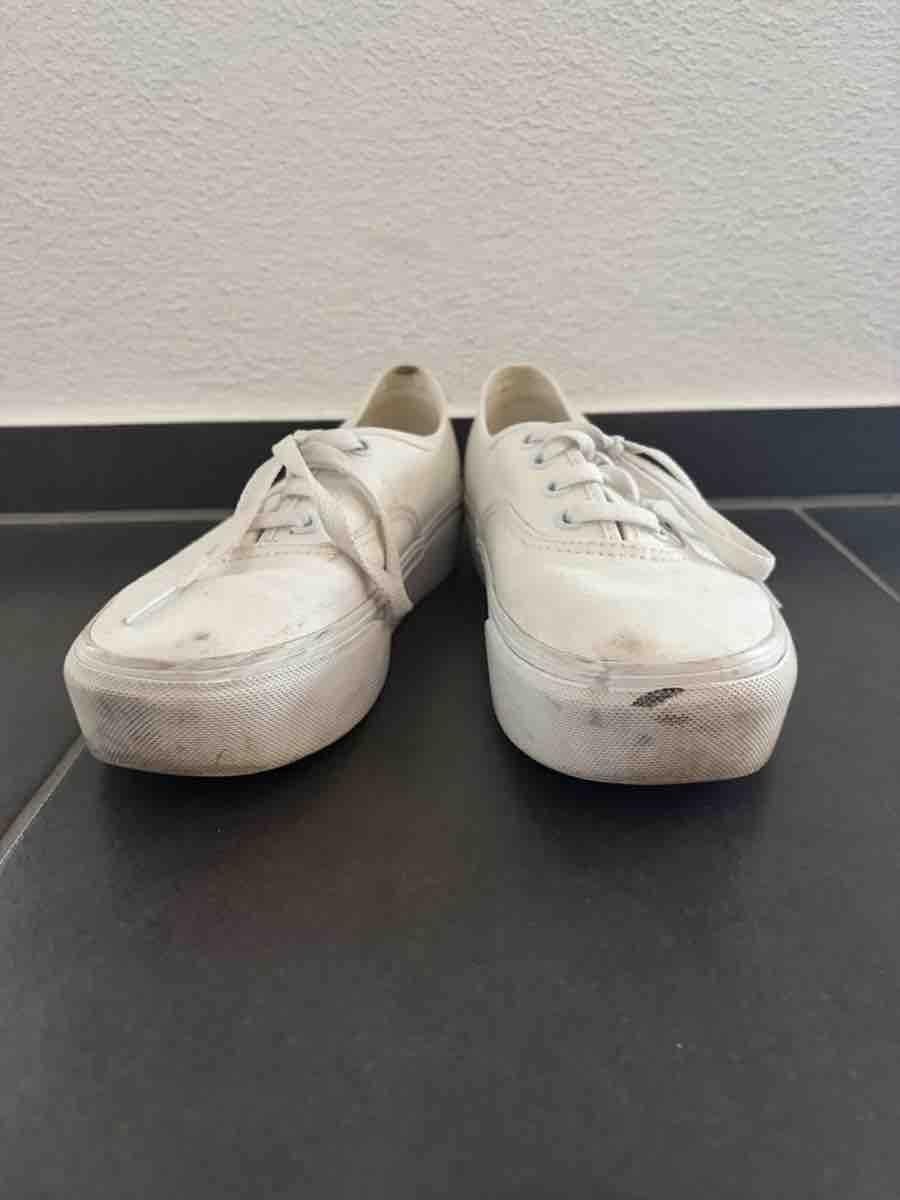 Vans Chaussures femmes: Vans Plateau Sneaker – D'occasion à Fislisbach par jil_67kt 2