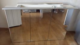 Spiegelschrank, 3 Türen mit Beleuchtung