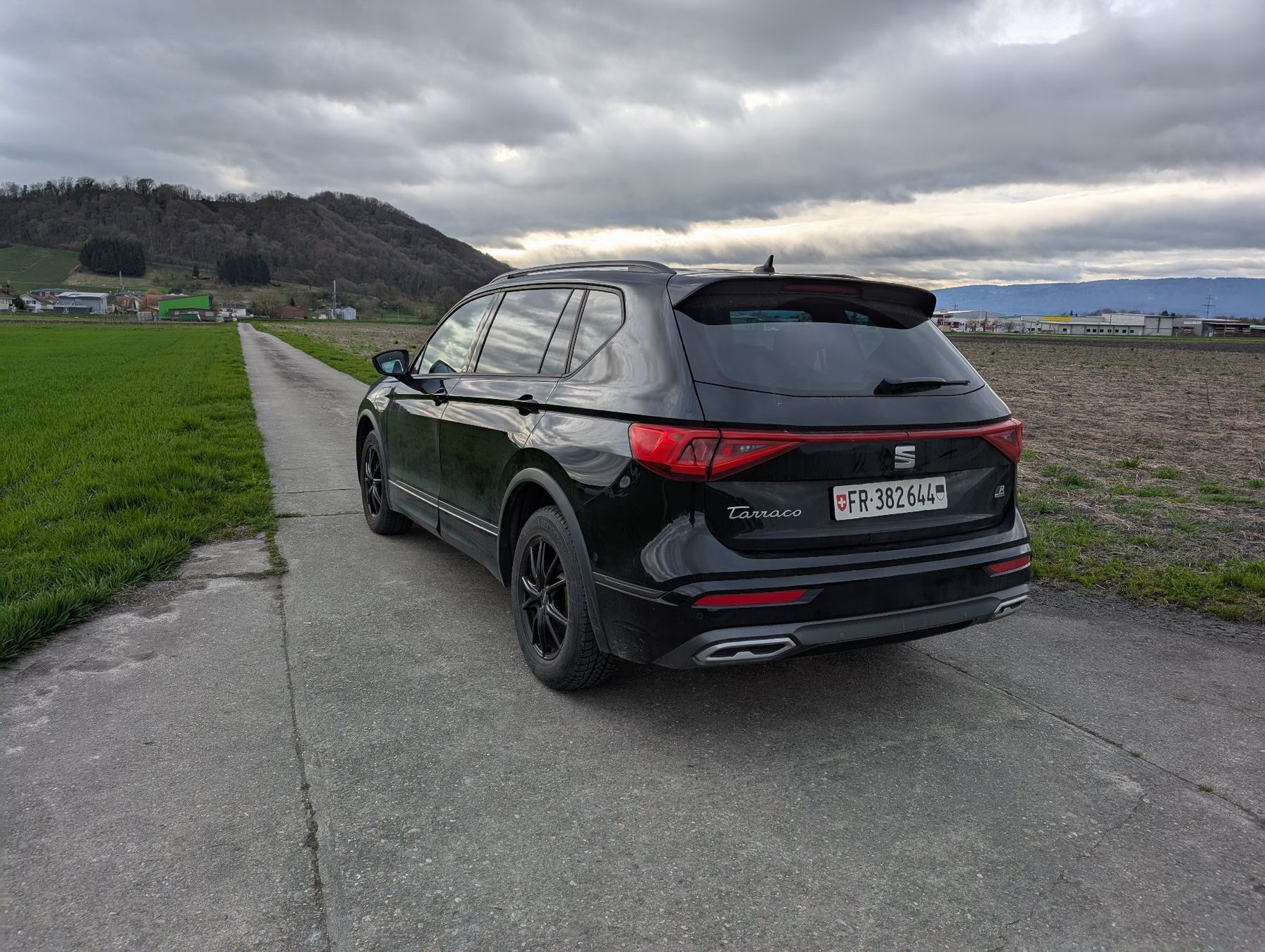 Seat Automobili: SEAT Tarraco 1.4 e-HYBRID DSG Hola FR – Usato da Sugiez venduto da nunorbatista 4