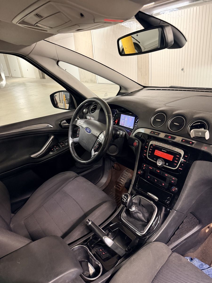 Ford Autos: Vend Ford s-max 1.6 ecoboost  – D'occasion à Genève par ken_x7f2 2