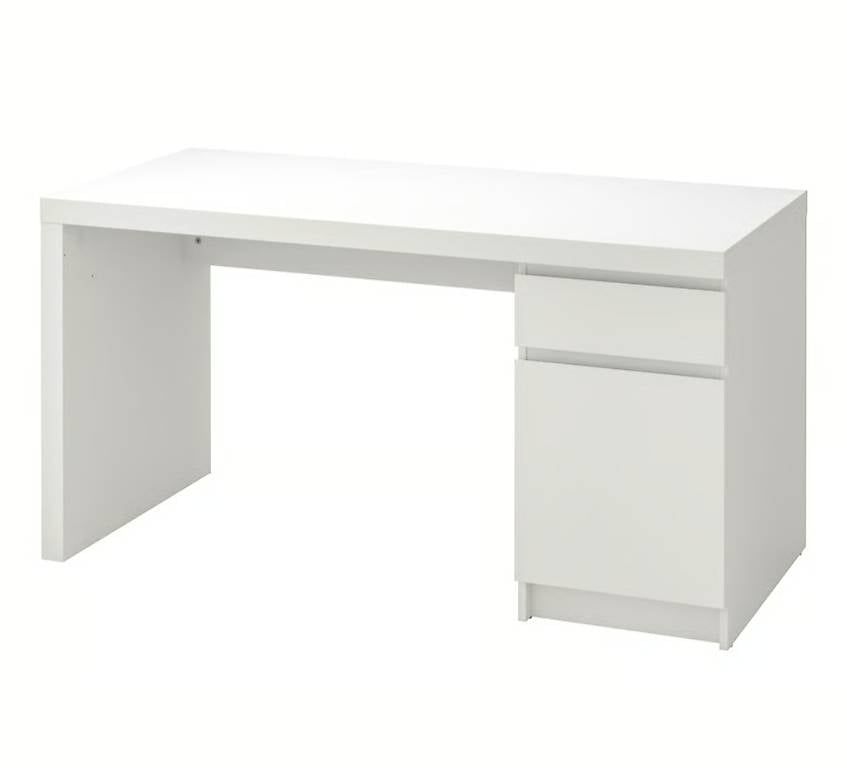 Bureaux: Schreibtisch IKEA MALM – D'occasion à Wahlen b. Laufen par flo_9qj2