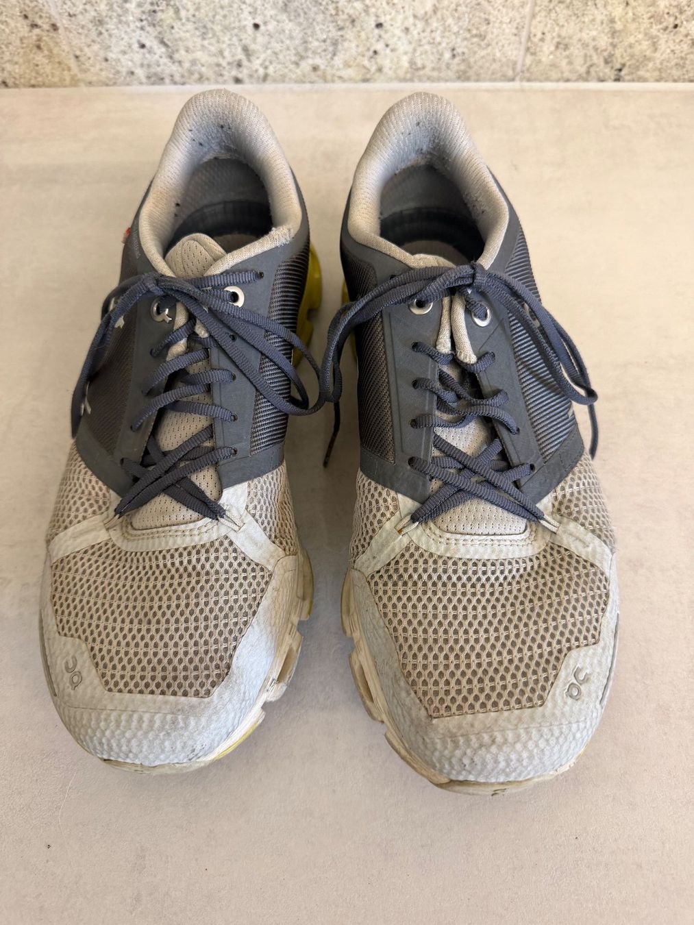 On Scarpe da uomo: On Schuhe Grösse 42 – Usato da Geroldswil venduto da Jeremy11