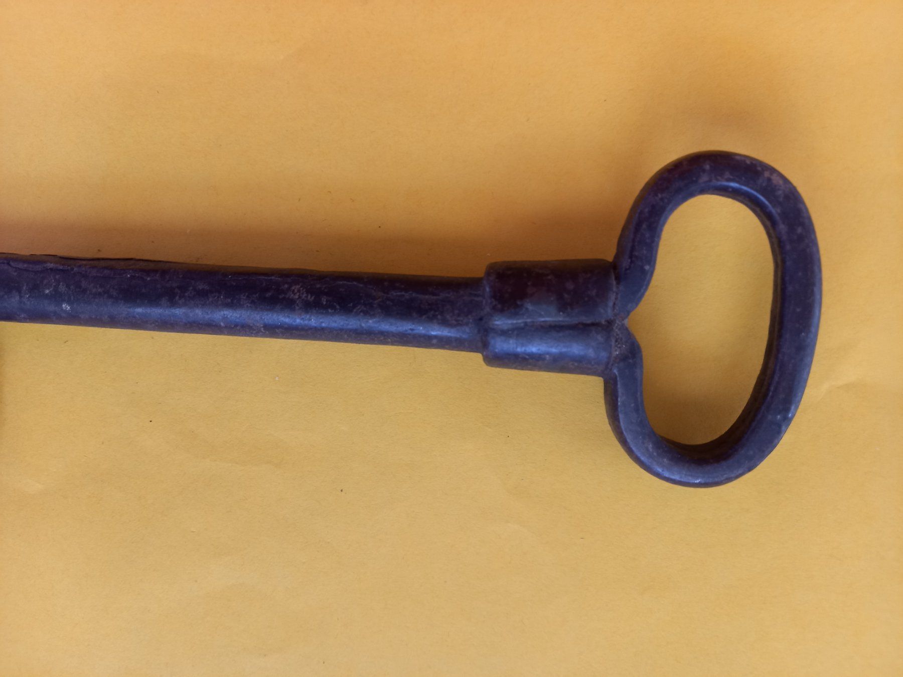 Chiavi: Clef ancienne en fer forgé – Usato da Rossens FR venduto da Souris1 4