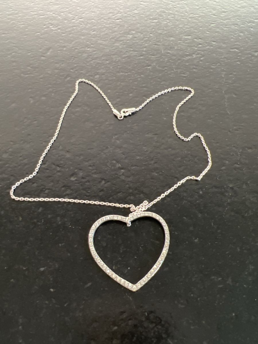 Swarovski Catenine: Halskette mit Herz Swarowski – Usato da Bottmingen venduto da ale3829