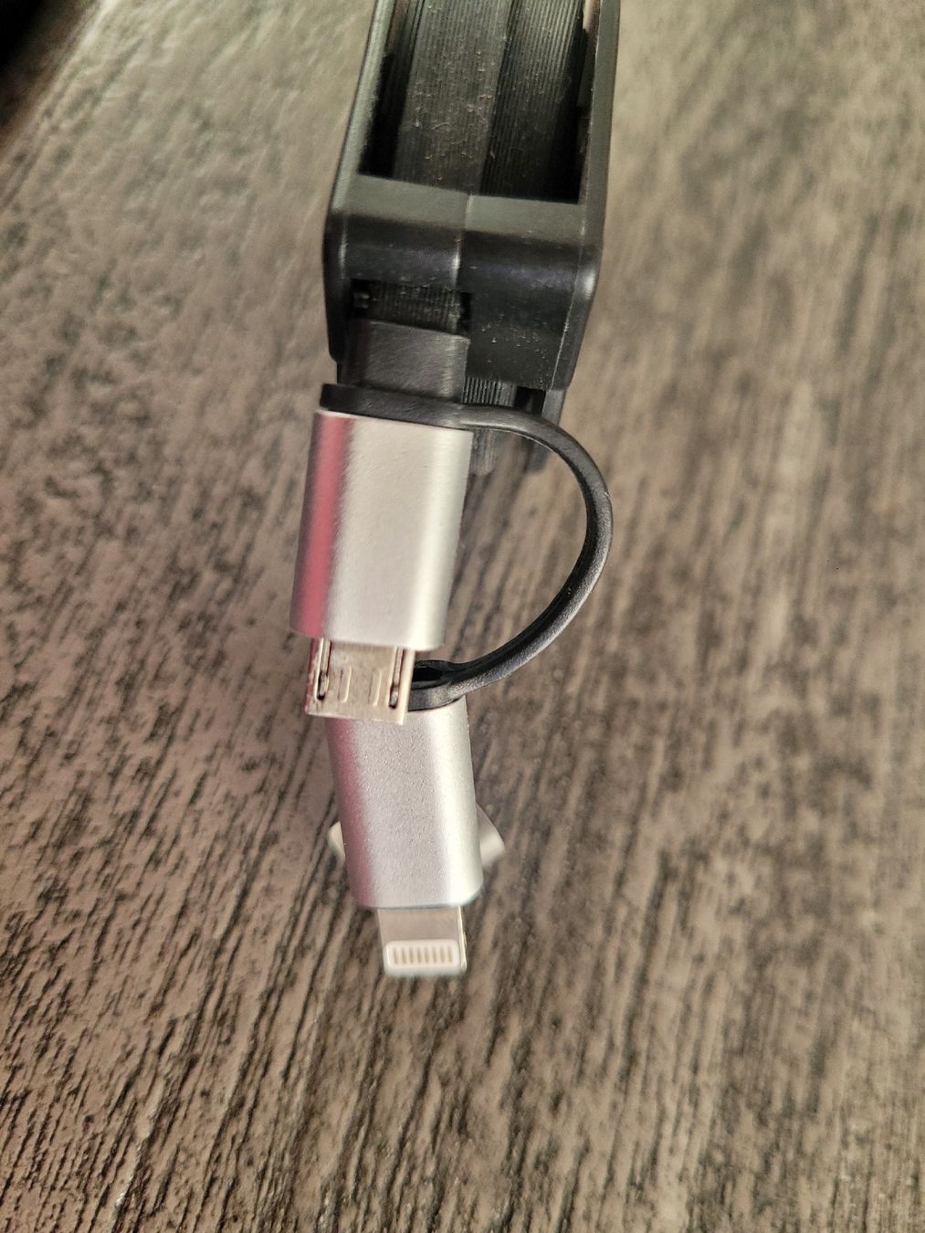 Ladegeräte: 3 in 1 Ladekabel USB aufrollbar iPhone Micro USB – Neu und originalverpackt aus Bassersdorf von K1966 2