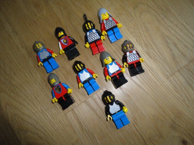 LEGO RITTER 9 X 80/90ER JAHRE (Gebraucht) in teufen für CHF 24 – mit ...