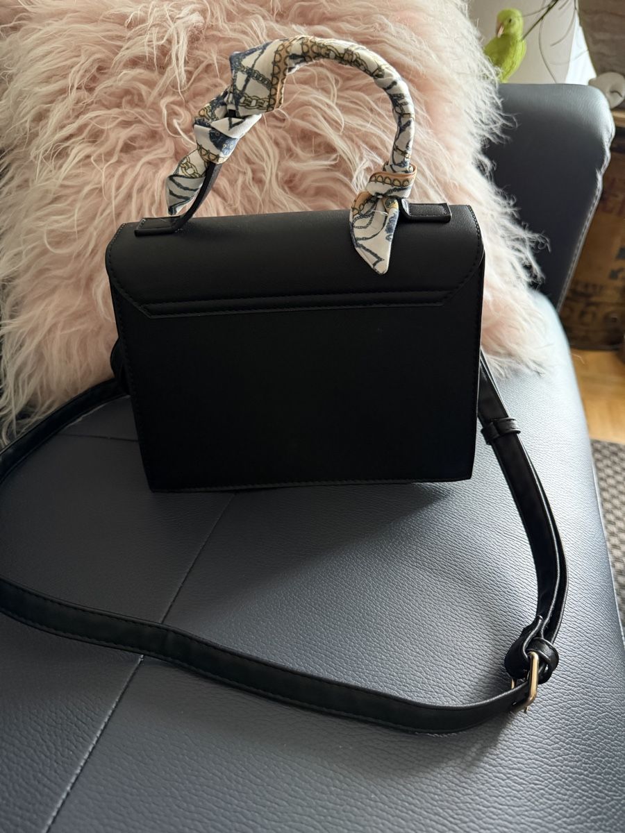 Taschen für Damen: Sac à main neuf – Neu und originalverpackt aus Dombresson von feline_ne 2