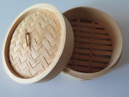 2 schöne neue Bambuskörbli Grösse ca. 15 und 20 cm