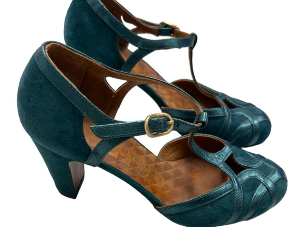 Chie Mihara Scarpe da donna: Chie Mihara Pumps Leder petrol 37 T-Strap Blockabsatz – Nuovo (secondo la descrizione) da Regensdorf venduto da secondchancefashion