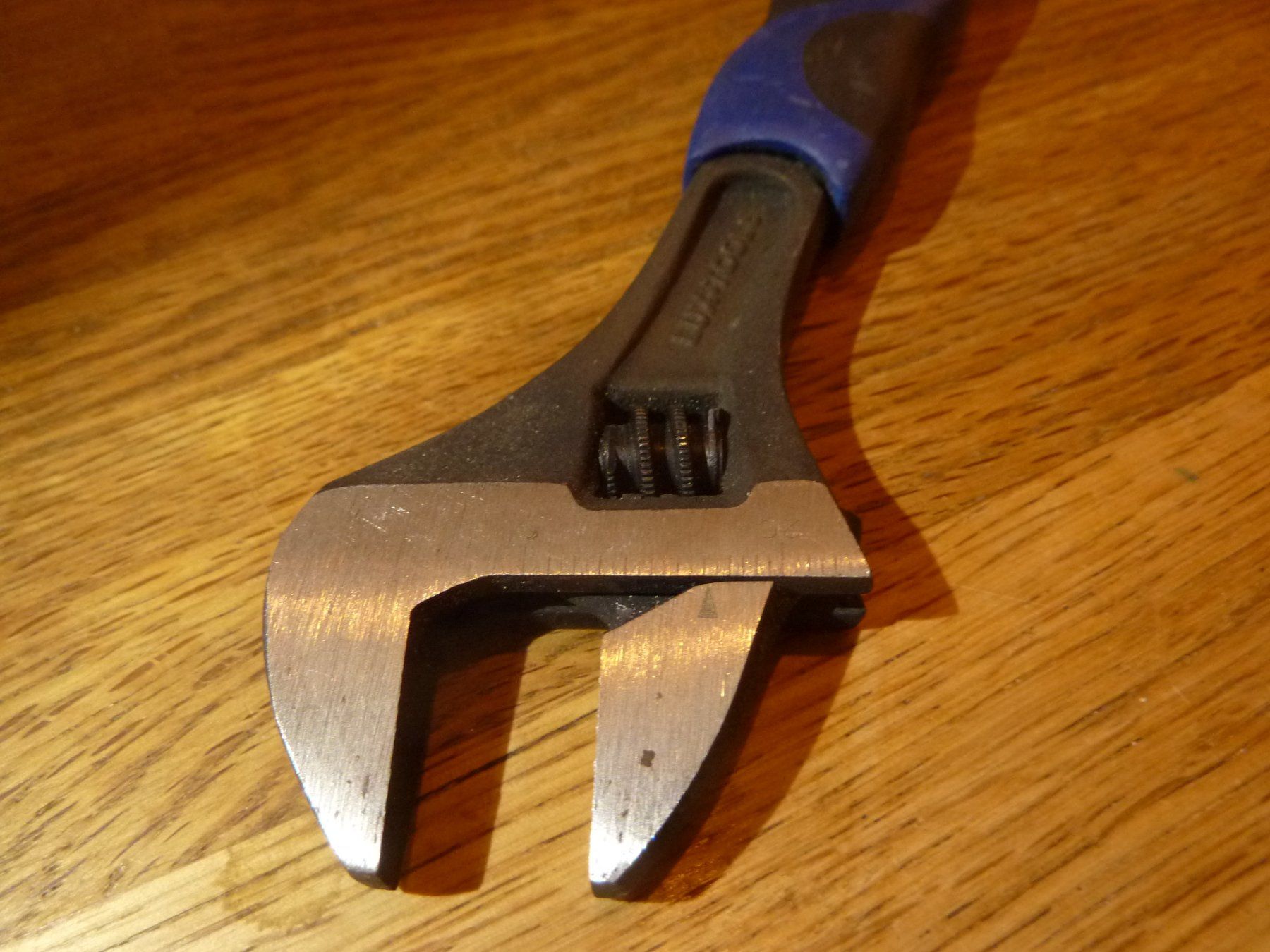 Lux Tutti gli attrezzi: LUX-TOOLS Rollgabelschlüssel Comfort 150mm – Usato da Hochfelden venduto da swissice 1