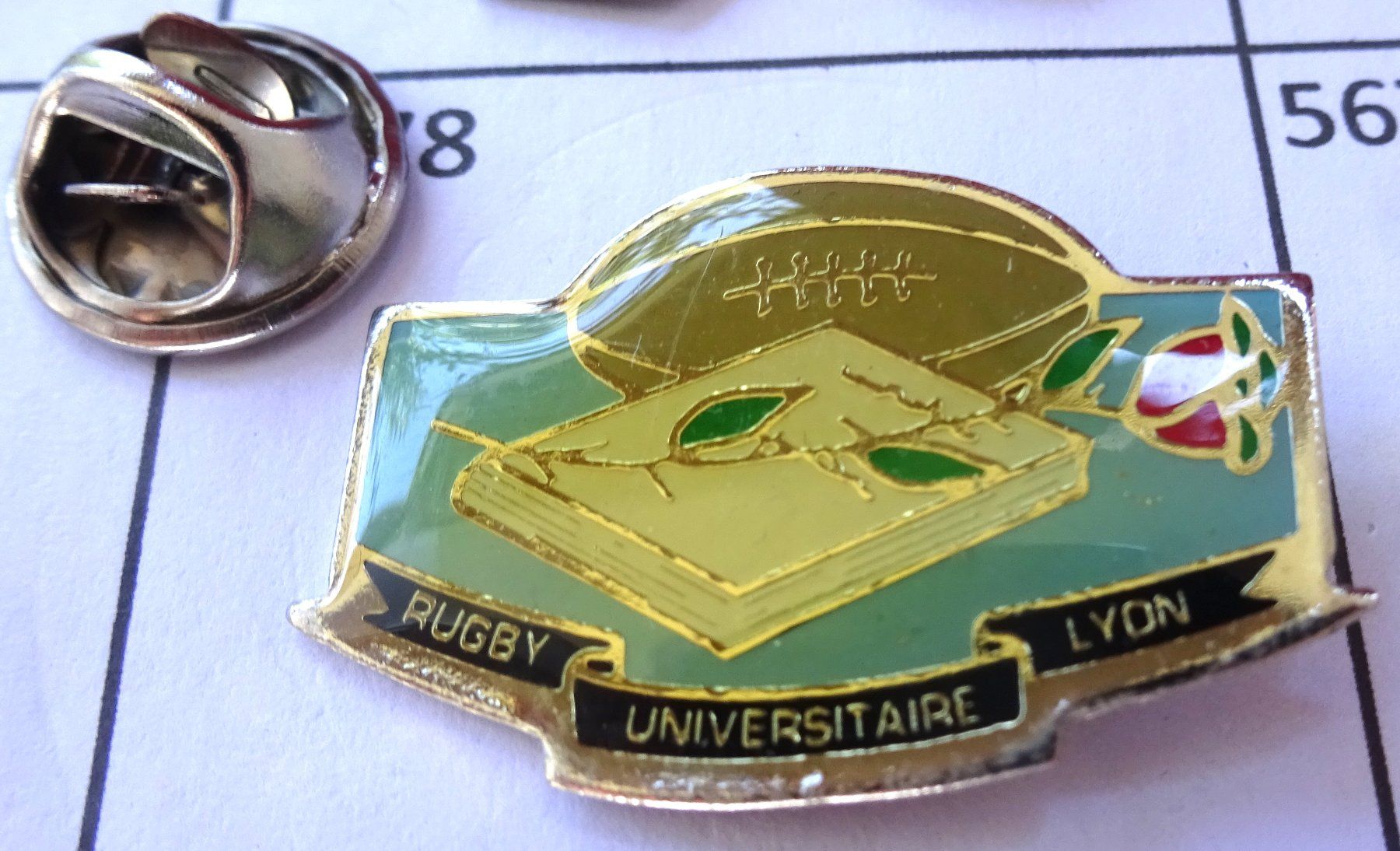 Plaquettes & Badges: Pin  RUGBY Universiaire LYON – D'occasion à Utzenstorf par BUtter81