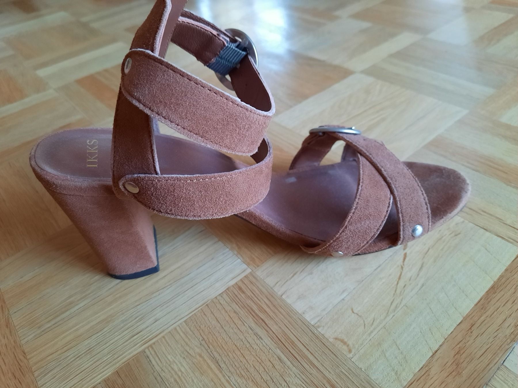 IKKS Scarpe da donna: Sandales daim IKKS – Usato da Genève venduto da celima48 4