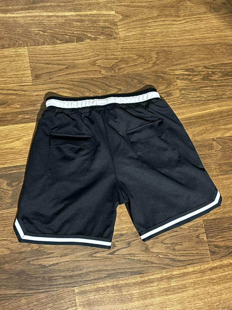 Pantaloni: Rhude Shorts schwarz Grösse M – Usato da Männedorf venduto da Spargeluno 1