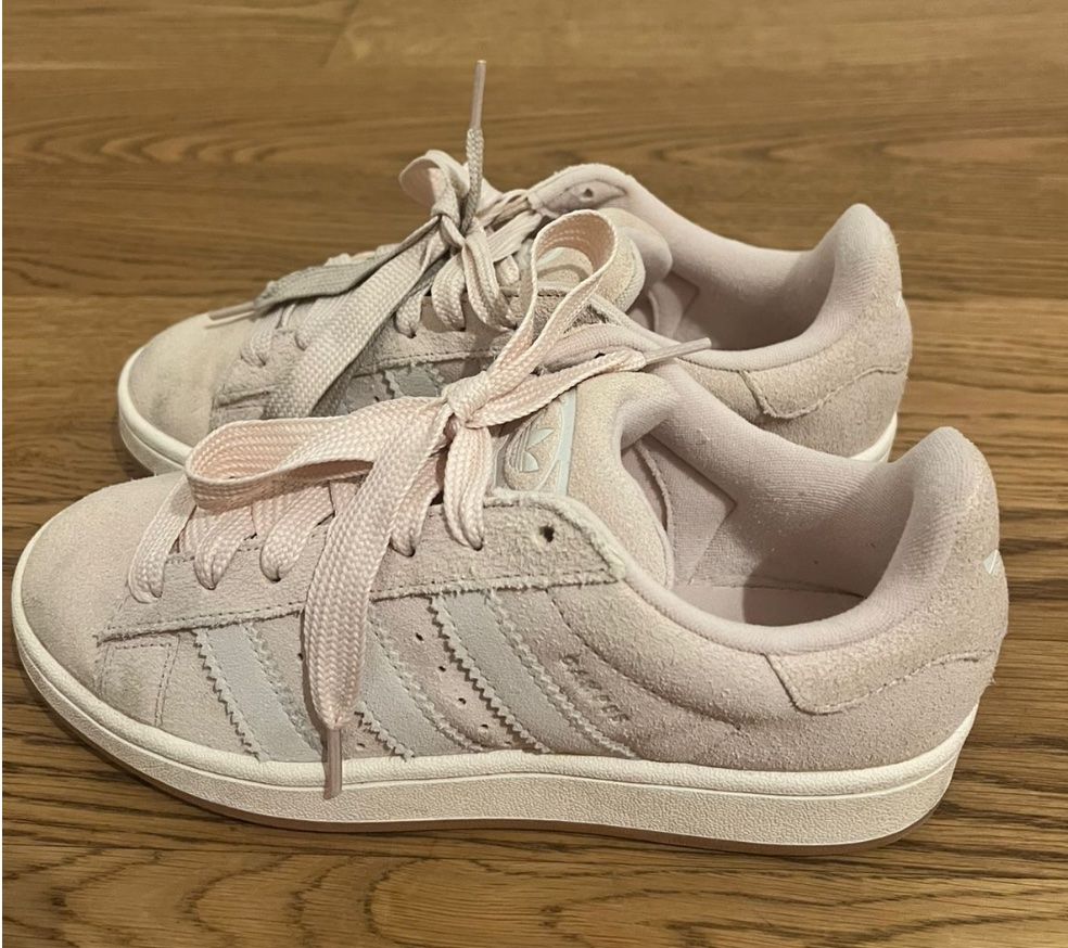 Adidas Chaussures femmes: Adidas light pink campus sneaker – D'occasion à Zürich par yan_h6r5 2