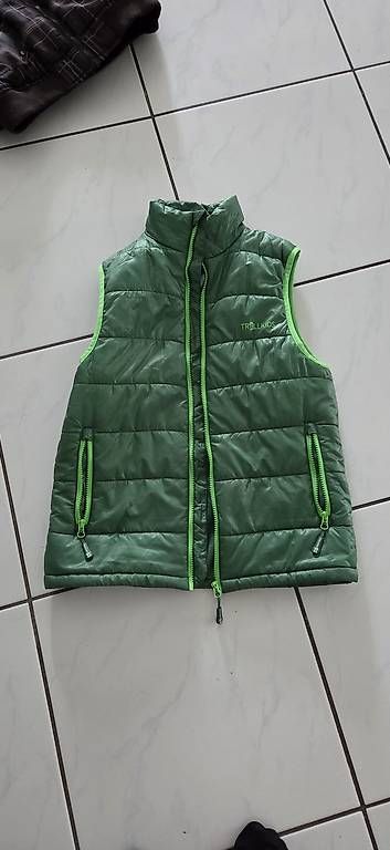 Gilet & Giacche senza maniche: Gilet – Usato da Emmenbrücke venduto da Fla3981 1